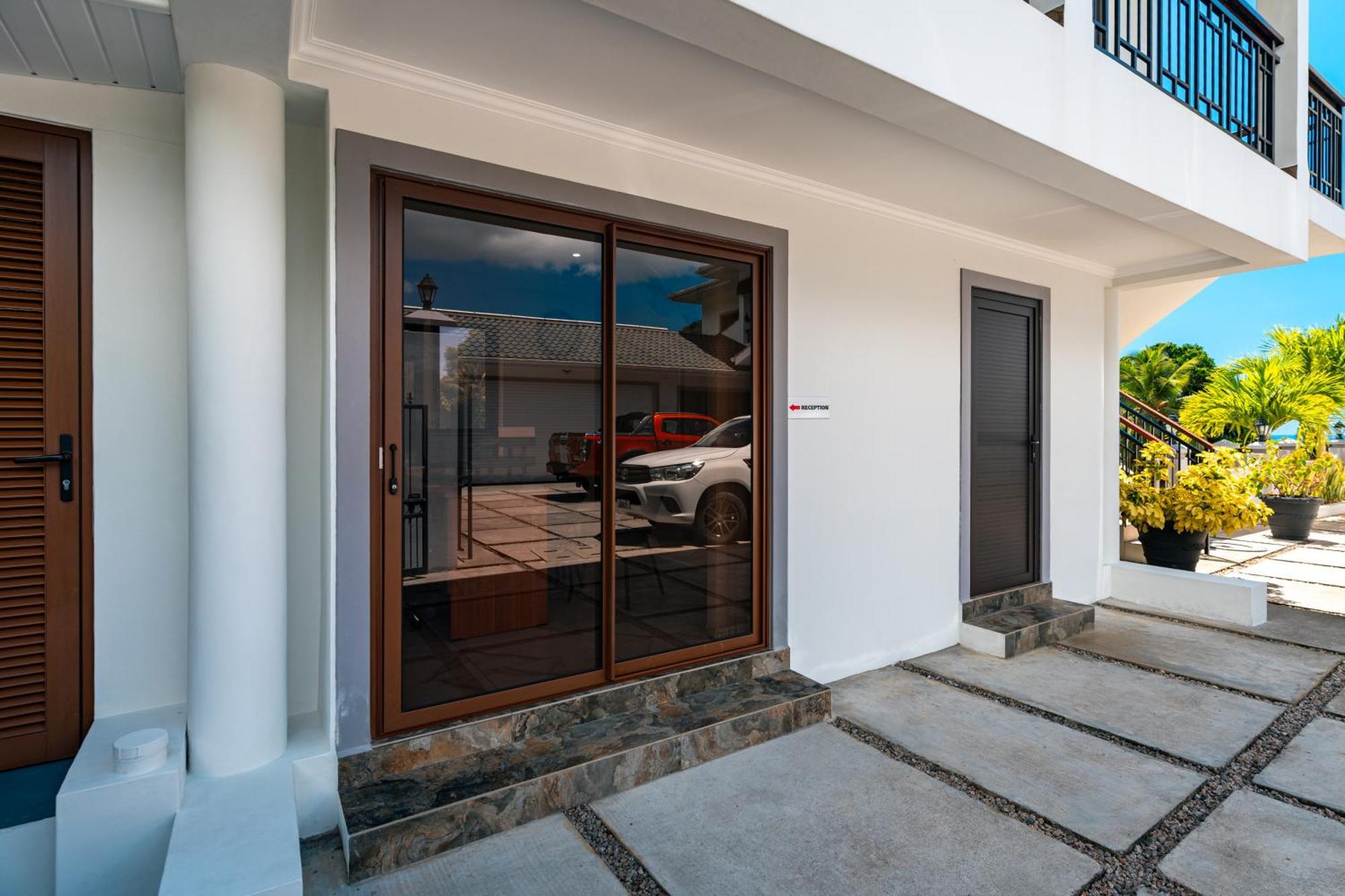D'Offay Seaview Apartments Beau Vallon  Exterior foto
