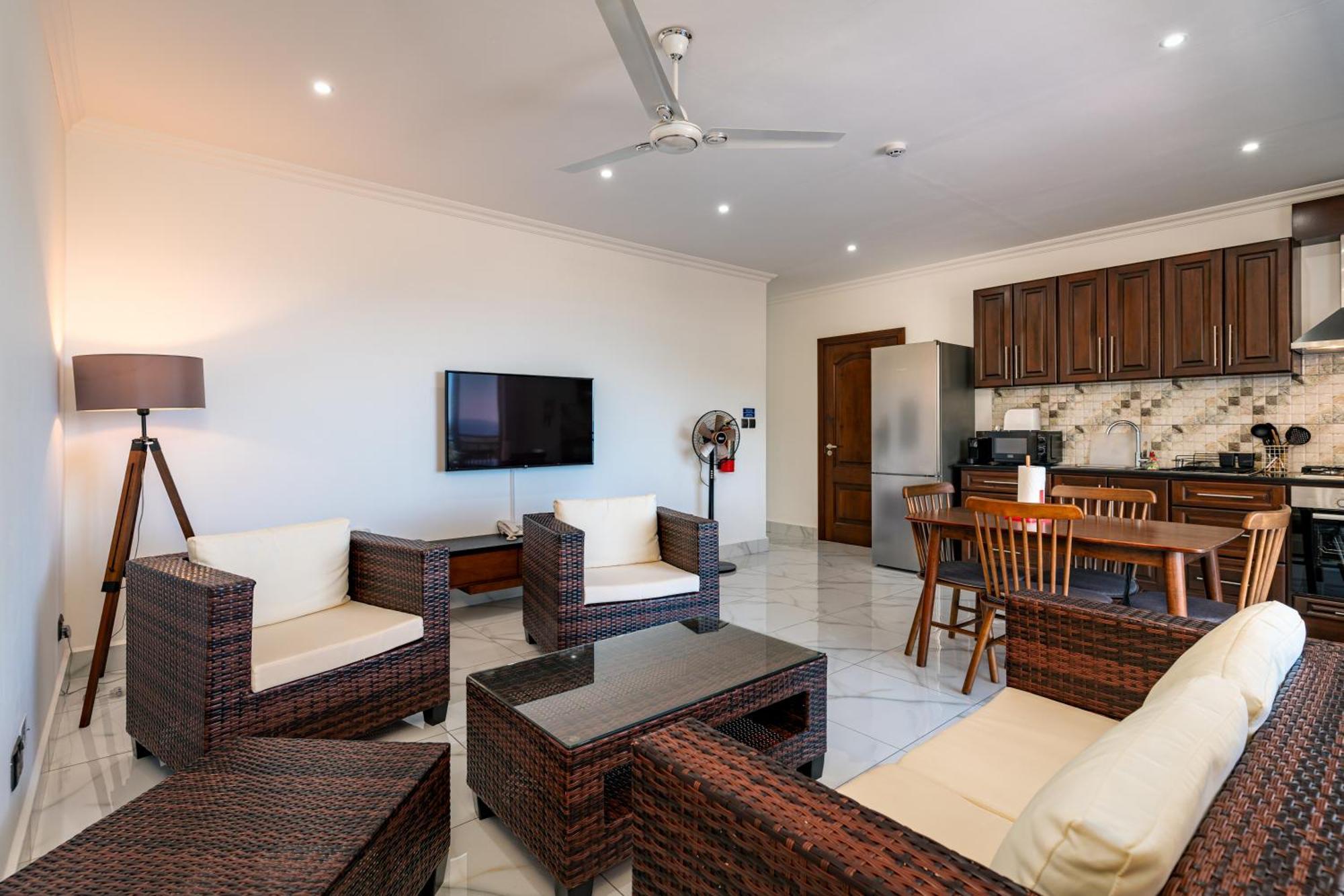 D'Offay Seaview Apartments Beau Vallon  Exterior foto
